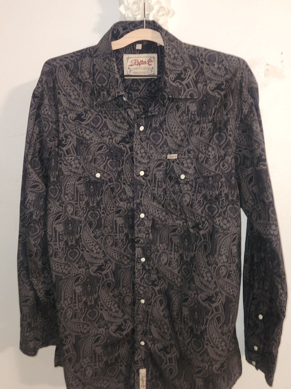 Men's Vintage Rafter C Pearl Snap Black Paisley Button-Up Shirt (L)